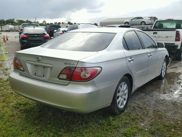 JTHBF30G020053885 - 2002 LEXUS ES 300 SILVER photo 4