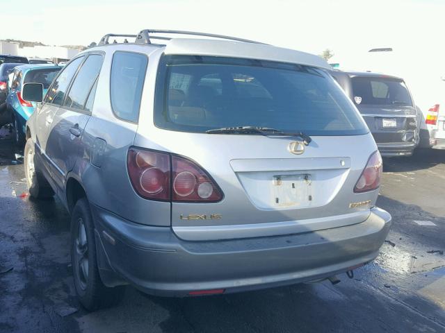 JT6HF10U9X0062623 - 1999 LEXUS RX 300 SILVER photo 3