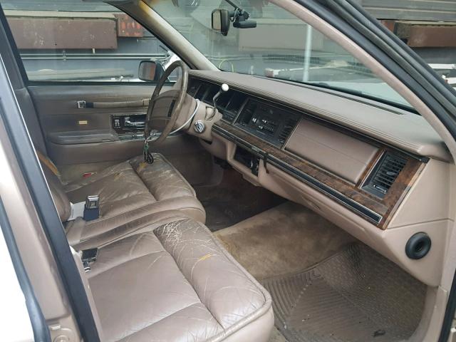 1LNLM83W8NY628070 - 1992 LINCOLN TOWN CAR C BEIGE photo 5