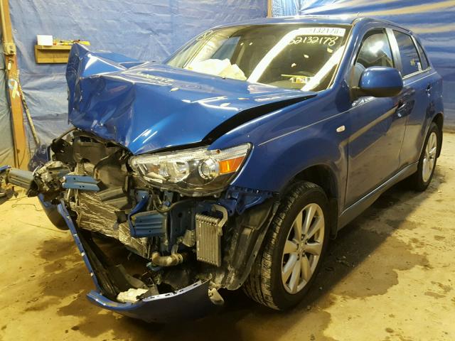 4A4AR3AWXFE047684 - 2015 MITSUBISHI OUTLANDER BLUE photo 2