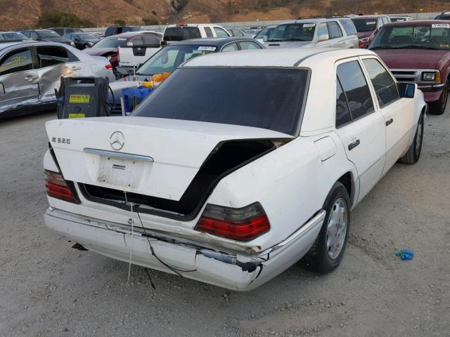 WDBEA32E9SC245361 - 1995 MERCEDES-BENZ E 320 BASE WHITE photo 4