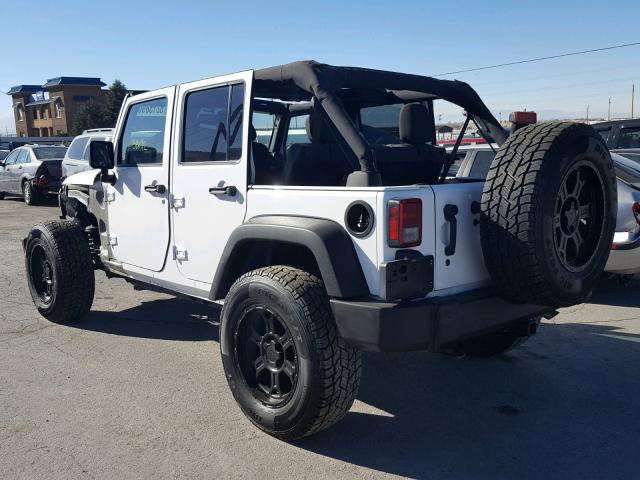 1C4BJWDG7GL334437 - 2016 JEEP WRANGLER U WHITE photo 3
