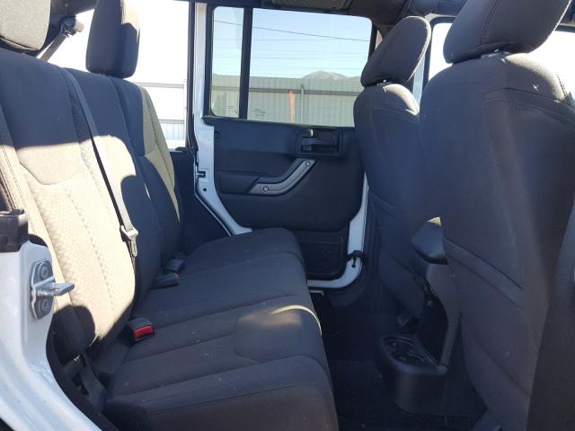 1C4BJWDG7GL334437 - 2016 JEEP WRANGLER U WHITE photo 6