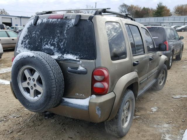 1J4GL38K95W666706 - 2005 JEEP LIBERTY RE TAN photo 4