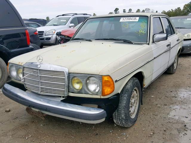 WDBAB33A8CB001649 - 1982 MERCEDES-BENZ 300 DT YELLOW photo 2