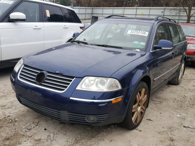 WVWYU63B35E129111 - 2005 VOLKSWAGEN PASSAT GLX BLUE photo 2