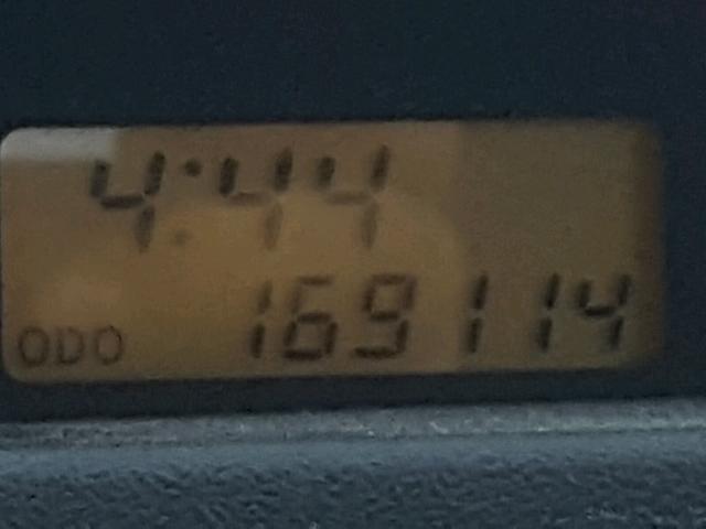 JTLKT334454001818 - 2005 TOYOTA SCION XB Ақ фото 8