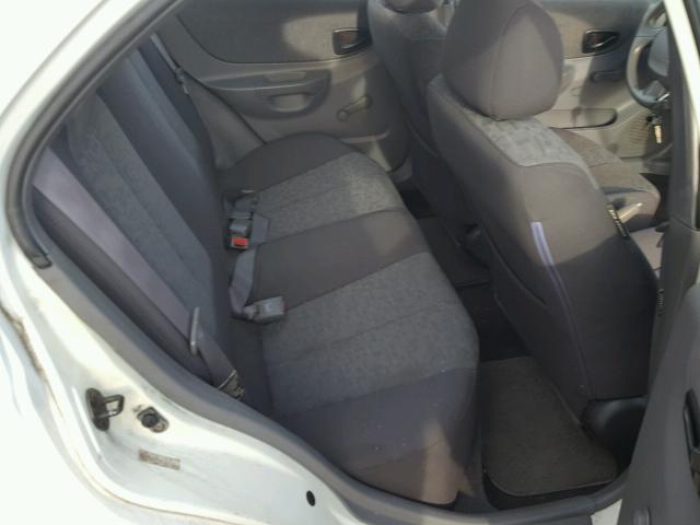 KMHCG45C85U660530 - 2005 HYUNDAI ACCENT GL WHITE photo 6