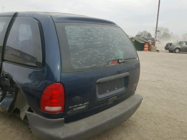 2C4GJ2538YR897256 - 2000 CHRYSLER VOYAGER BLUE photo 9