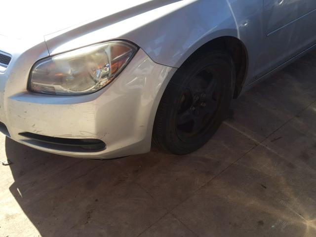 1G1ZB5EB4AF122733 - 2010 CHEVROLET MALIBU LS 银色 照片 9