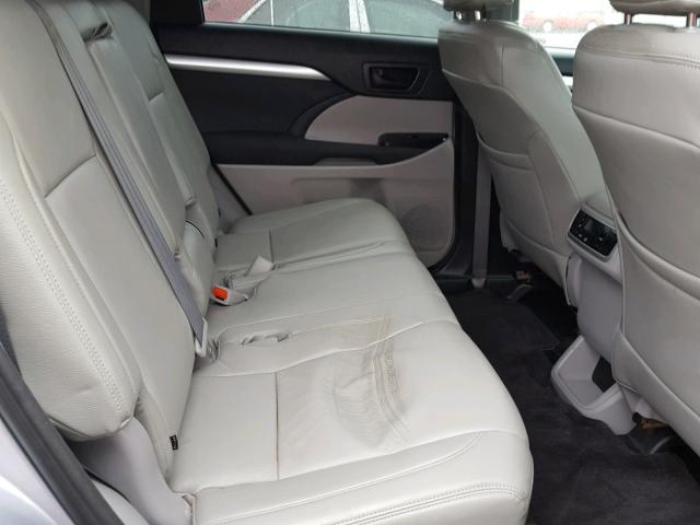 5TDBKRFH3FS101950 - 2015 TOYOTA HIGHLANDER SILVER photo 6