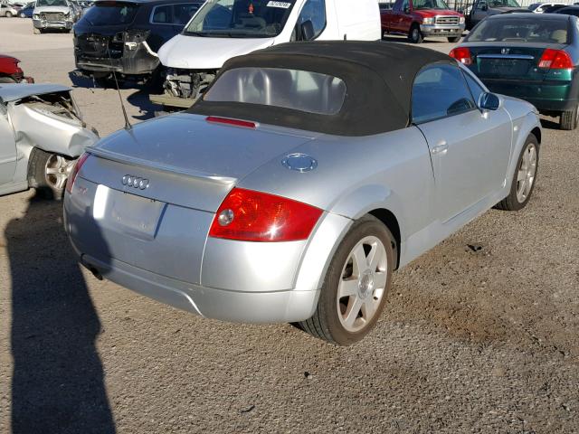 TRUTX28N311016571 - 2001 AUDI TT SILVER photo 4