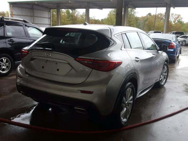 SJKCH5CPXJA046861 - 2018 INFINITI QX30 BASE SILVER photo 4