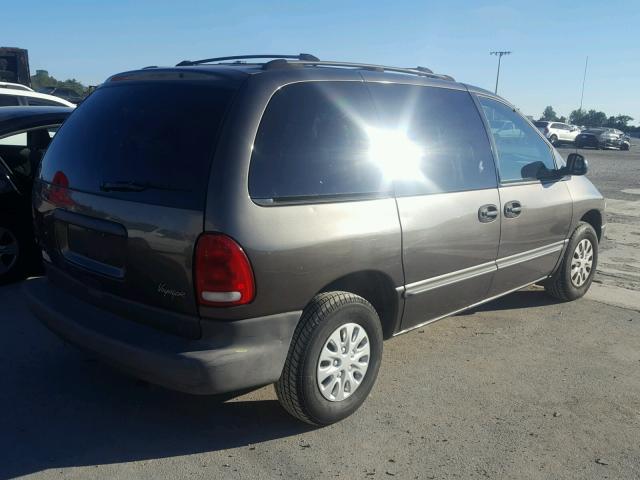 2P4FP2530VR135475 - 1997 PLYMOUTH VOYAGER SILVER photo 4