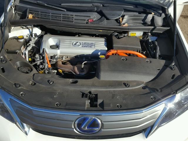 JTHBB1BA1A2016890 - 2010 LEXUS HS 250H WHITE photo 7