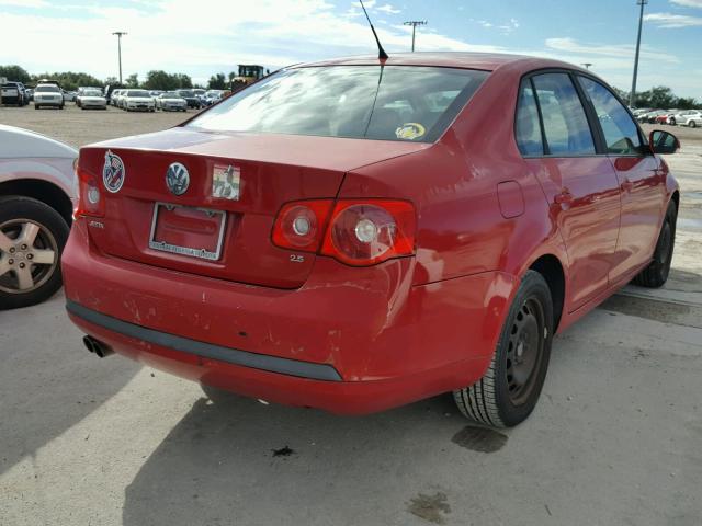 3VWPF71K27M063112 - 2007 VOLKSWAGEN JETTA 2.5 RED photo 4