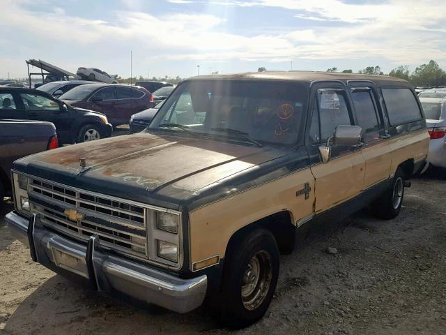 1GNER16K9JF195046 - 1988 CHEVROLET SUBURBAN R GREEN photo 2