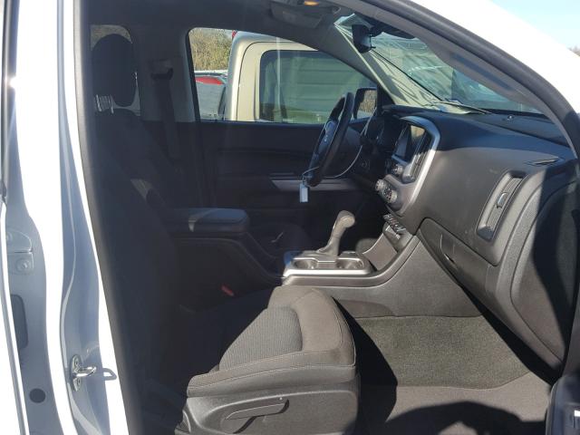 1GCGTCEN8J1314714 - 2018 CHEVROLET COLORADO L WHITE photo 5