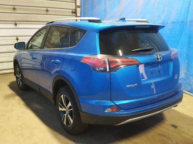 2T3RFREV7JW791882 - 2018 TOYOTA RAV4 ADVEN BLUE photo 3