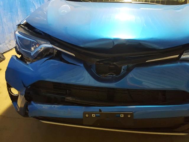 2T3RFREV7JW791882 - 2018 TOYOTA RAV4 ADVEN BLUE photo 9