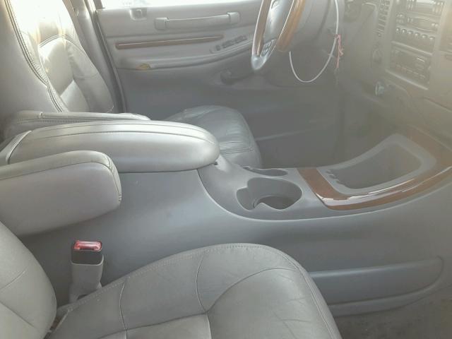 5LMPU28L2WLJ50544 - 1998 LINCOLN NAVIGATOR GRAY photo 5