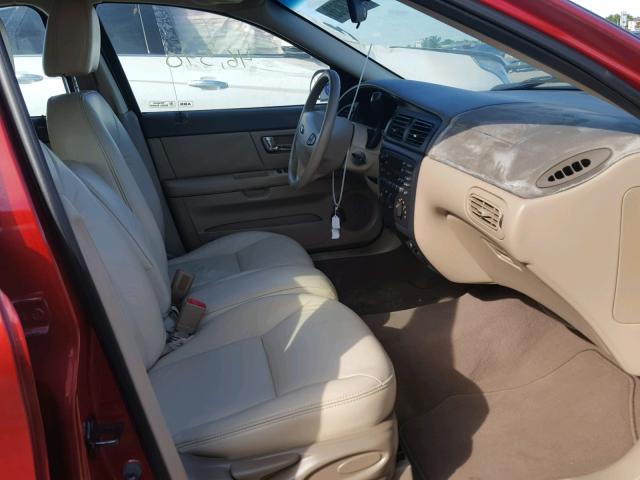 1FAFP58S9YA215090 - 2000 FORD TAURUS RED photo 5