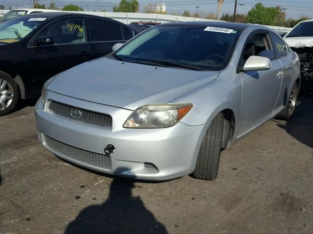 JTKDE167150038978 - 2005 TOYOTA SCION TC 银色 照片 2