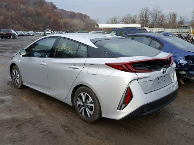 JTDKARFPXH3035069 - 2017 TOYOTA PRIUS PRIM ვერცხლისფერი ფოტო 3