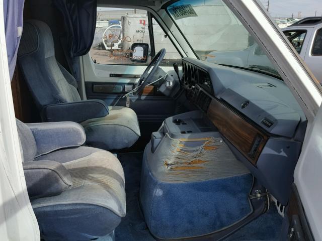 2B7HB21Z1MK423079 - 1991 DODGE RAM VAN B2 WHITE photo 5