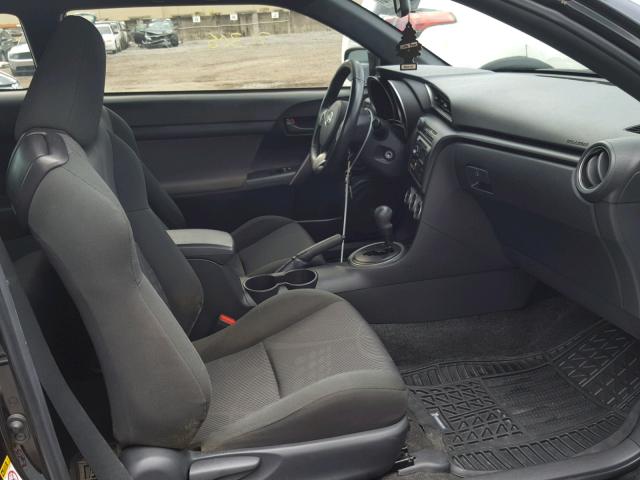 JTKJF5C72D3054261 - 2013 TOYOTA SCION TC შავი ფოტო 5