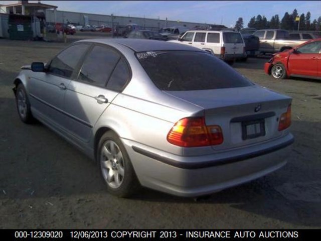 WBAEV334X3KL78890 - 2003 BMW 325I SILVER photo 3