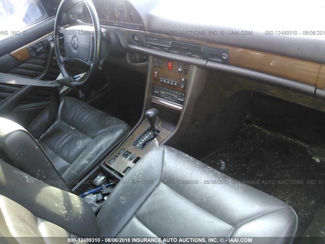 WDBCA25D9KA459444 - 1989 MERCEDES-BENZ 300 SEL BROWN photo 5