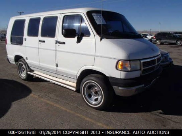 2B6HB21XXTK185301 - 1996 DODGE RAM VAN B2500 WHITE photo 1