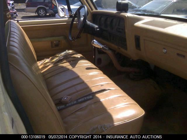 1B7MD3457JS727414 - 1988 DODGE D300  CREAM photo 5