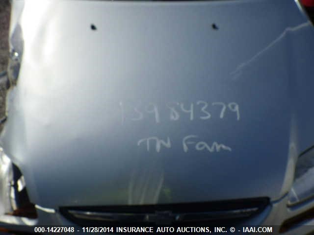 KL1TD66638B244698 - 2008 CHEVROLET AVEO LS SILVER photo 10