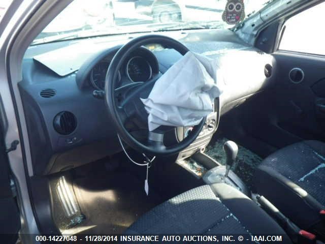 KL1TD66638B244698 - 2008 CHEVROLET AVEO LS SILVER photo 5