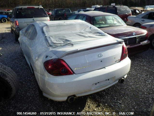 KMHHN65F93U055009 - 2003 HYUNDAI TIBURON GT WHITE photo 3