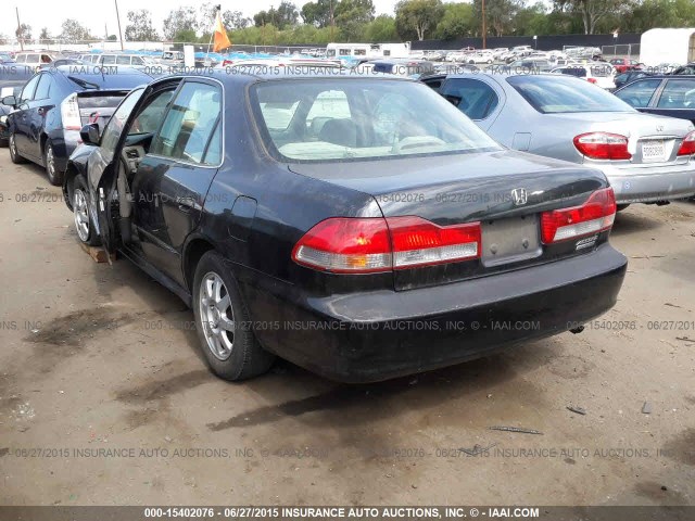 JHMCG66882C008386 - 2002 HONDA ACCORD EX/SE BLACK photo 3