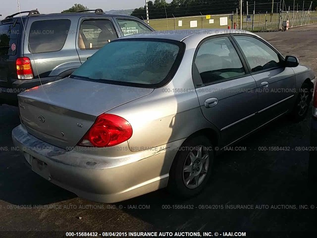 KNAFB121725124317 - 2002 KIA SPECTRA LS SILVER photo 4