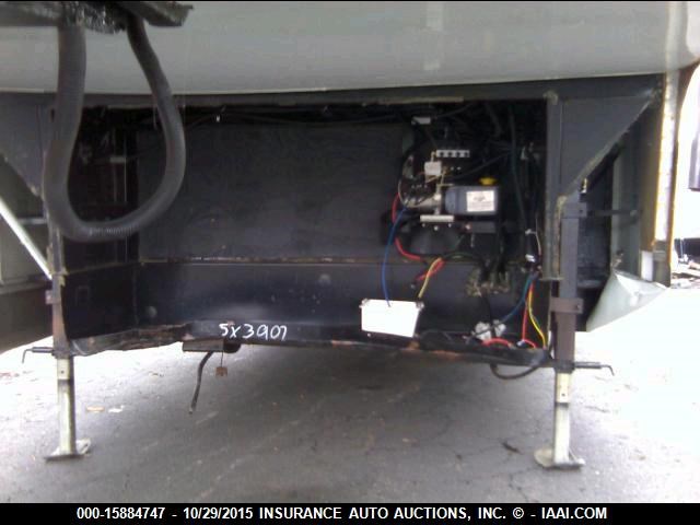 4X4FCAK218G094506 - 2008 FOREST RIVER OTHER  白色 照片 10