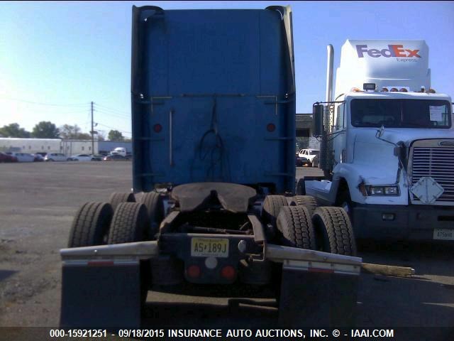 1FUJAHCG52LF72512 - 2002 FREIGHTLINER FLD FLD120 BLUE photo 8