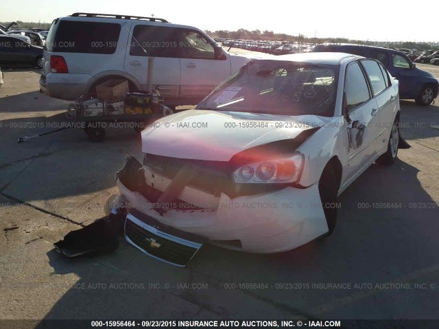 1G1ZT58N18F113694 - 2008 CHEVROLET MALIBU LT/CLASSIC WHITE photo 2