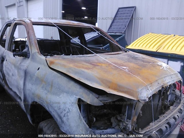 5TFUM5F13BX023575 - 2011 TOYOTA TUNDRA DOUBLE CAB SR5 BLUE photo 6