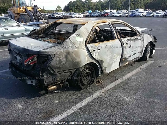 4T4BF1FK9DR277493 - 2013 TOYOTA CAMRY L/SE/LE/XLE Ağ foto 4