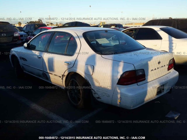 JN1CA21D6TT164253 - 1996 NISSAN MAXIMA GLE/GXE/SE WHITE photo 3