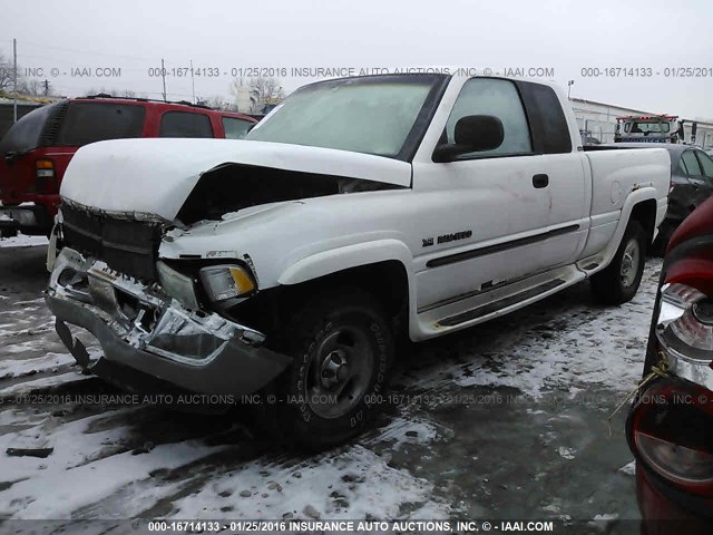 1B7HF13Z71J601063 - 2001 DODGE RAM TRUCK WHITE photo 2