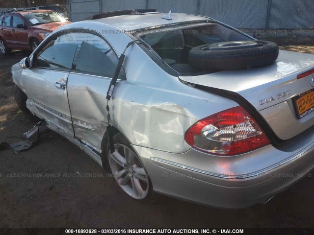 WDBTJ56HX8F240281 - 2008 MERCEDES-BENZ CLK350 350 SILVER photo 3