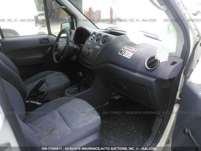 NM0LS7CN6AT013453 - 2010 FORD TRANSIT CONNECT XL WHITE photo 5