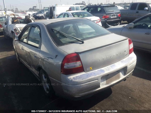 KNAFB161XY5205380 - 2000 KIA SPECTRA GS/GSX SILVER photo 3