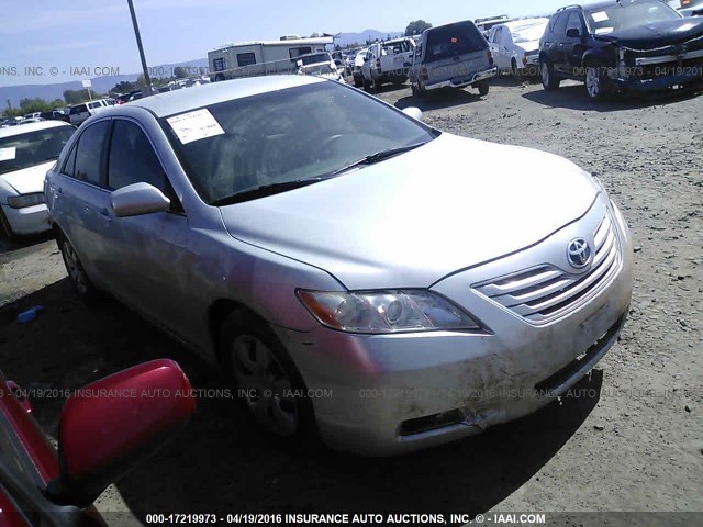 4T1BE46K87U529446 - 2007 TOYOTA CAMRY NEW GENERAT CE/LE/XLE/SE SILVER photo 1